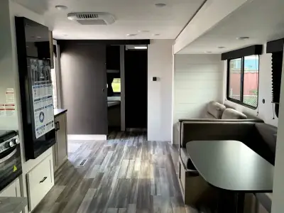 2026 Jayco Jay Flight SLX 330TBS photo 9