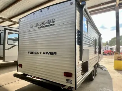 2026 Forest River CHEROKEE GREY WOLF 26LP photo 3