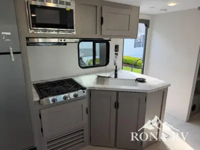 2026 Forest River Viking 6K Series 292TB photo 8