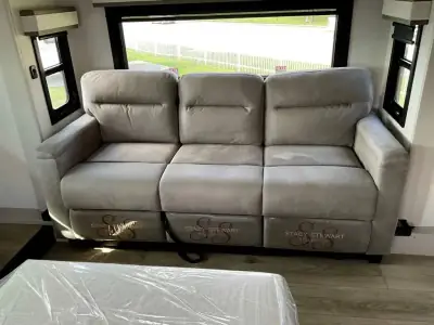 2026 Jayco North Point 382FLRB photo 15