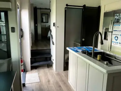 2026 Jayco North Point 382FLRB photo 9