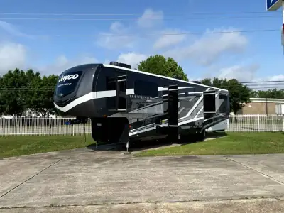 2026 Jayco North Point 382FLRB photo 5