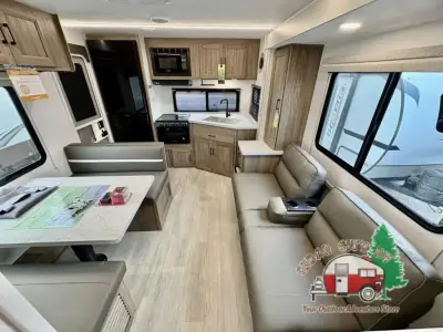 2026 Coachmen Freedom Express Select 247SE photo 16