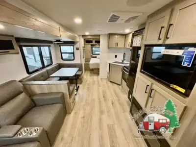 2026 Forest River Rockwood Ultra Lite 2706BH photo 19