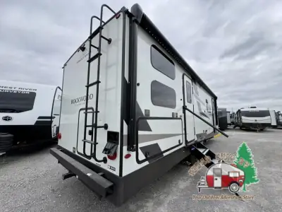 2026 Forest River Rockwood Ultra Lite 2706BH photo 14