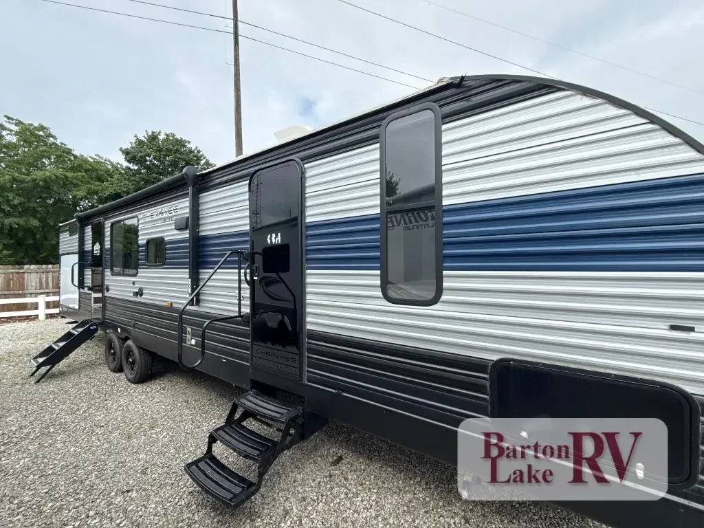 2022 Forest River Cherokee 294KM exterior