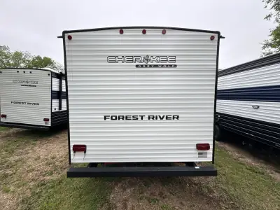 2026 Forest River Cherokee Grey Wolf 26LP photo 8