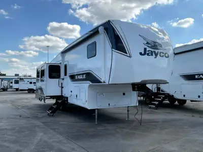 2026 Jayco Eagle SLE 30RLT photo 3