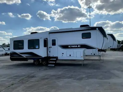 2026 Jayco Eagle SLE 30RLT photo 5