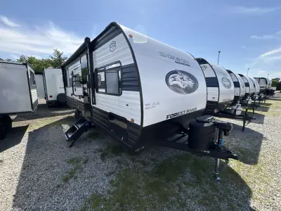 2026 Forest River Cherokee Grey Wolf 20RDSE photo 3