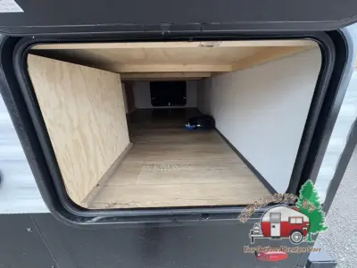 2026 Palomino PUMA CAMPING EDITION 211FKCE photo 8