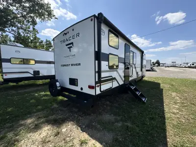 2026 Prime Time Tracer 275BH photo 17