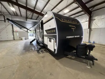 2026 Prime Time Tracer 275BH photo 13