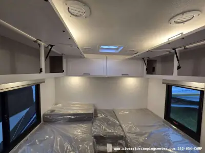 2026 Thor Motor Coach Chateau Espec 25Z photo 20