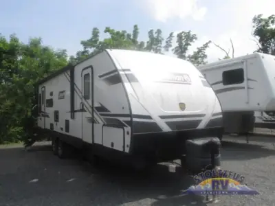 2022 Coleman Coleman 2715RL