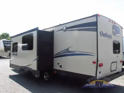 2017 Keystone Outback Ultra Lite 293UBH photo 3