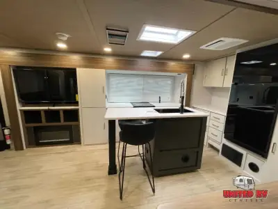 2026 Forest River Vibe 3400XL photo 8