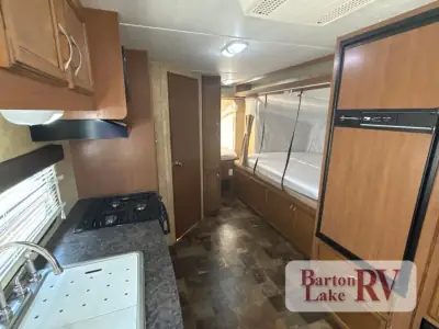 2012 Starcraft Travel Star 229TB photo 3