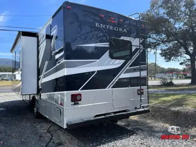 2026 Entegra Coach Odyssey 25R photo 5
