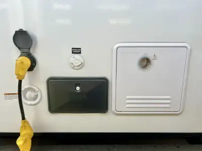 2026 Winnebago Thrive 22MBH photo 18