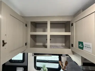 2027 Coachmen Catalina Legacy Edition 273DBHCK photo 37