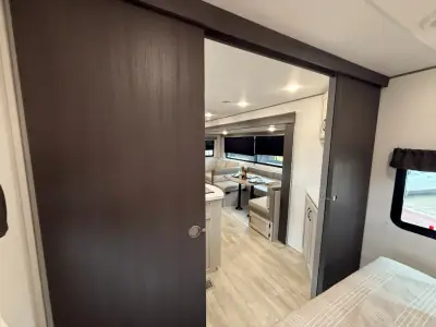 2027 Coachmen Catalina Legacy Edition 273DBHCK photo 16