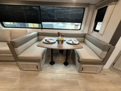 2027 Coachmen Catalina Legacy Edition 273DBHCK photo 26