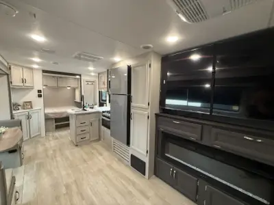 2027 Coachmen Catalina Legacy Edition 273DBHCK photo 59
