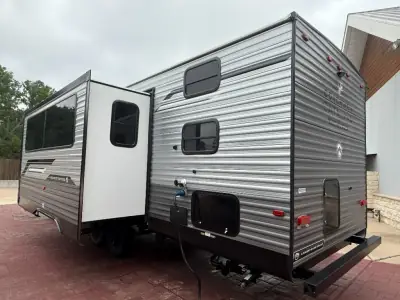 2027 Coachmen Catalina Legacy Edition 273DBHCK photo 6