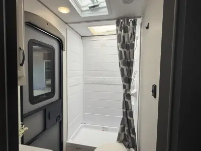 2027 Coachmen Catalina Legacy Edition 273DBHCK photo 48