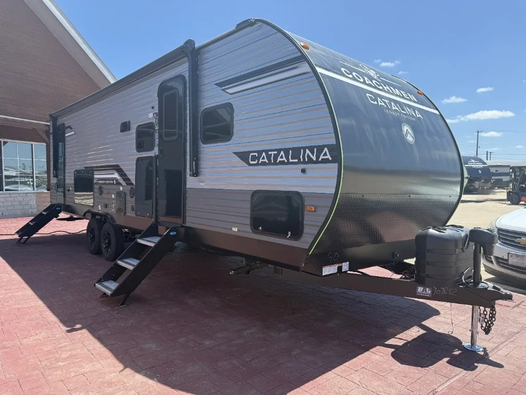 2027 Coachmen Catalina Legacy Edition 273DBHCK exterior