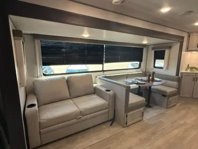 2027 Coachmen Catalina Legacy Edition 273DBHCK photo 57