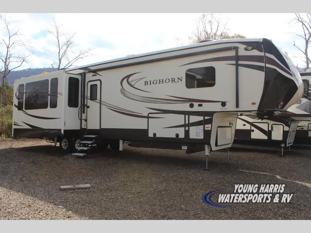 2017 Heartland Bighorn 3760EL exterior