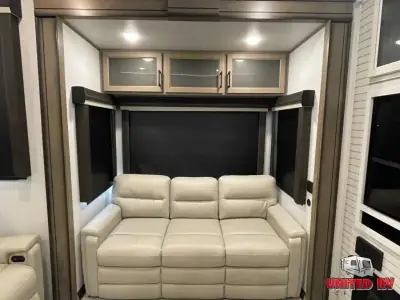 2024 Keystone Montana Legacy 3901RK photo 11