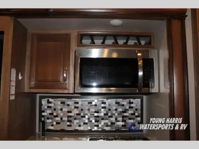 2017 Keystone Montana 3731FL photo 10