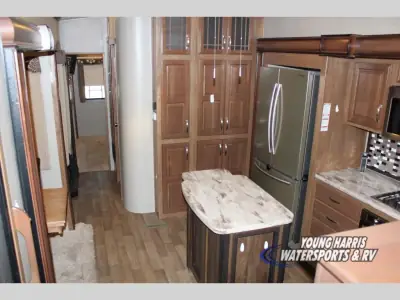 2017 Keystone Montana 3731FL photo 8