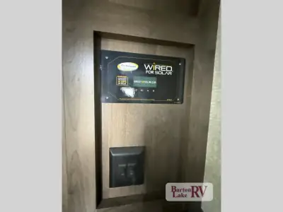 2018 Keystone Montana 3130RE photo 43