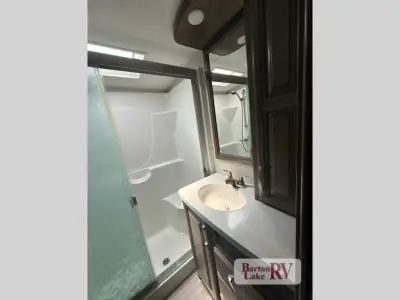 2018 Keystone Montana 3130RE photo 42