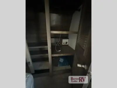 2018 Keystone Montana 3130RE photo 33