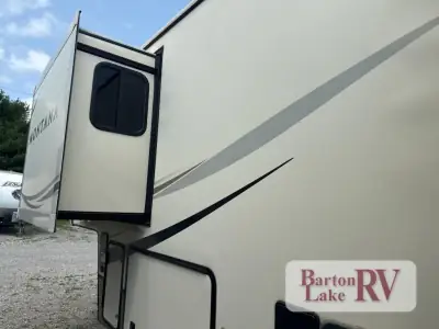 2018 Keystone Montana 3130RE photo 54