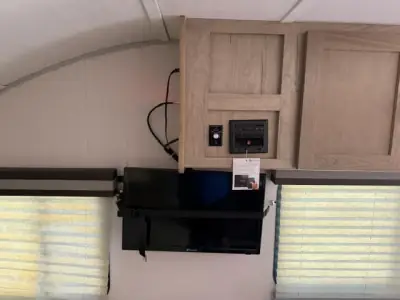 2019 Forest River r-pod RP-180 photo 21