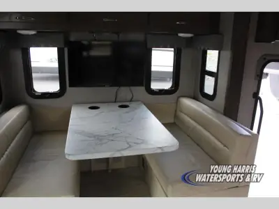 2023 Nexus Wraith 33W photo 8