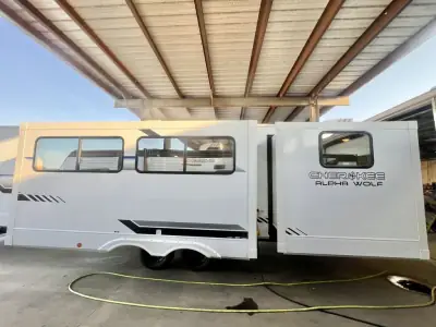 2026 Forest River Cherokee Alpha Wolf 33BH photo 17