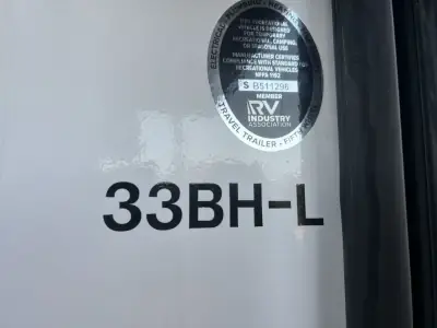 2026 Forest River Cherokee Alpha Wolf 33BH photo 5