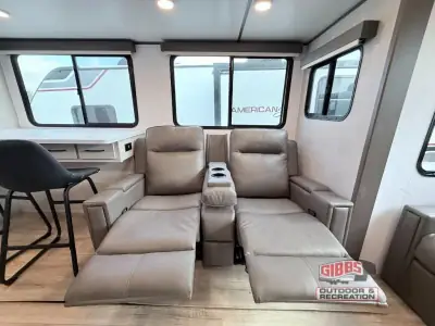 2027 Coachmen American Spirit 2975RL photo 15