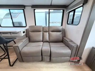 2027 Coachmen American Spirit 2975RL photo 14