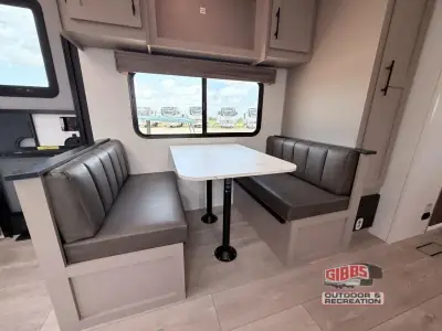 2027 K-Z Connect SE C211MKSE photo 19