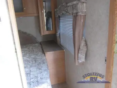 2009 Sunnybrook Sunset Creek 266RB photo 8