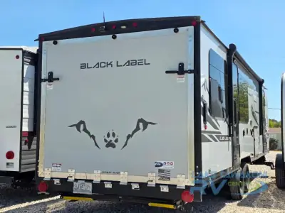 2023 Forest River Cherokee Grey Wolf Black Label 26MBRRBL photo 5