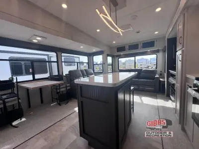 2027 Shasta Rvs Phoenix 360BH photo 27